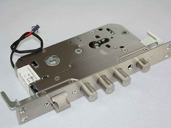 青川24小时上门开锁公司