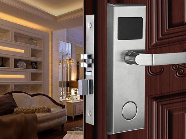 青川24小时上门开锁公司